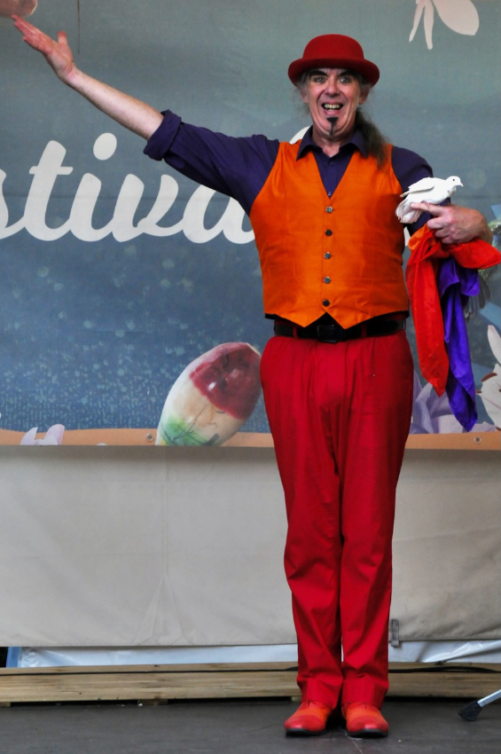 goochelshow Pairi Daiza duif